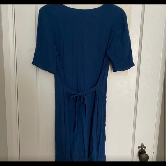 COPY - Aritizia | Wilfred Dress - Picture 3 of 4